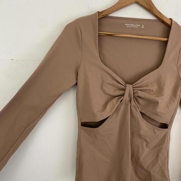 ABERCROMBIE brown bow cut out long sleeve bodysuit - Picture 5 of 5